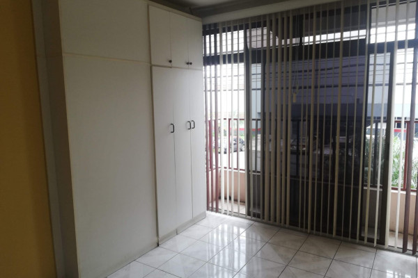 Alquiler de apartamento independiente en La Uruca.-2