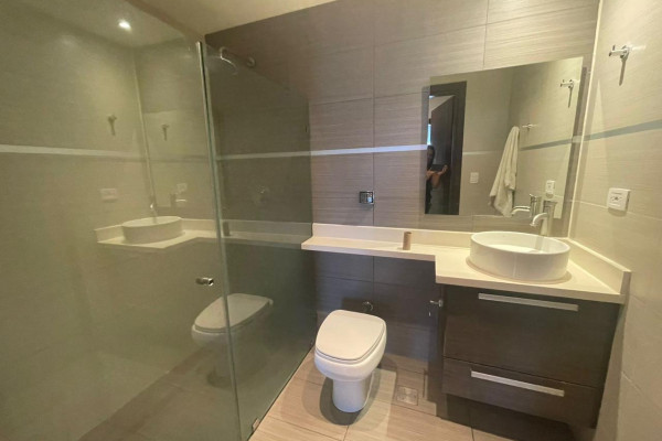 Se alquila apartamento en Santa Ana