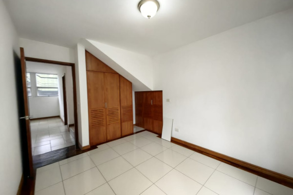 Alquiler de Casa d en Escazú.