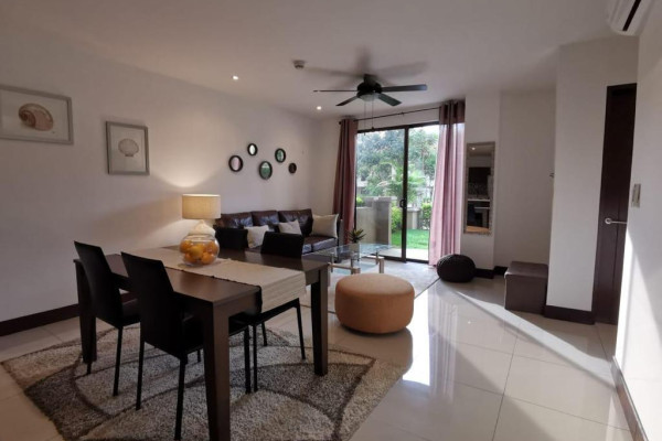 Alquiler de apartamento en Santa Ana. Amoblado.