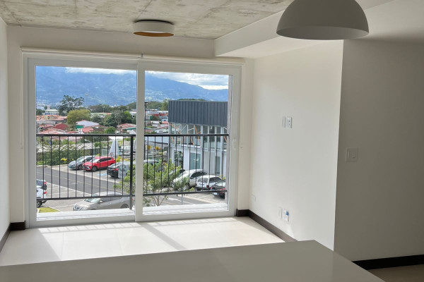Alquiler de apartamento en Curridabat.