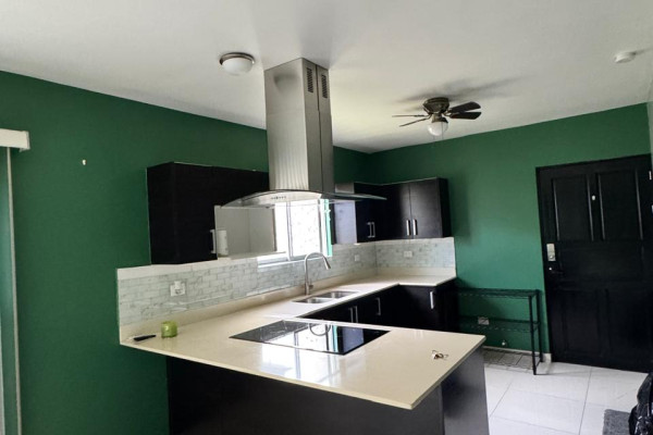 Alquiler de apartamento Río Oro de Santa Ana.