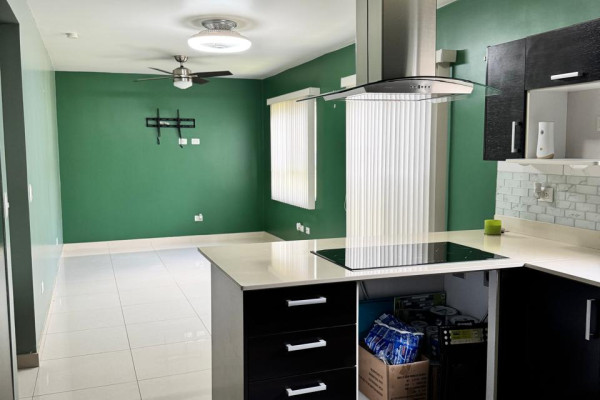 Alquiler de apartamento Río Oro de Santa Ana.