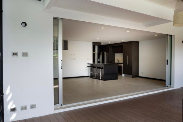 Venta de casa en Santa Ana