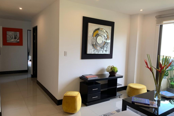 Alquiler de apartamento grande en Santa Ana, Montesol. Full amoblado.-10