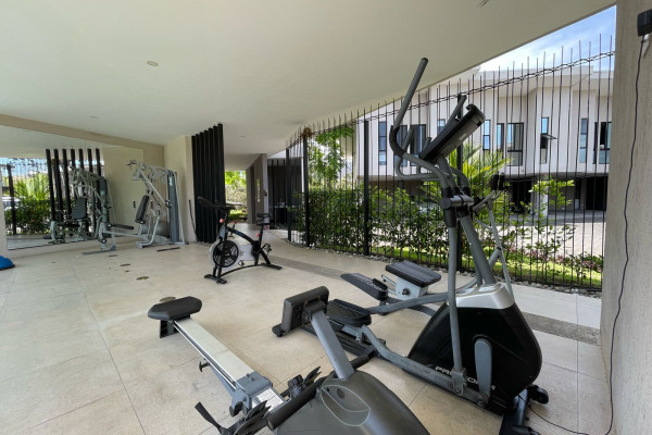 Venta de casa en Santa Ana. Lindora.