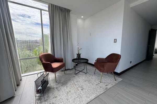 Alquiler de apartamentos en Escazú. Cerca de Multiplaza.