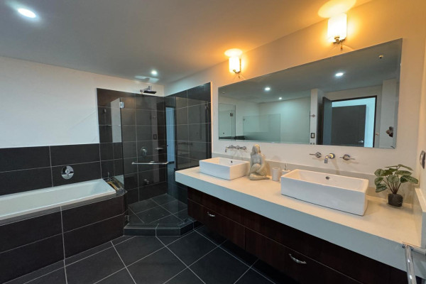 Alquiler de apartamentos en Escazú. Cerca de Multiplaza.