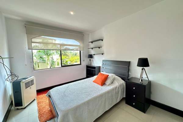 Alquiler de apartamento en Santa Ana. Montesol.