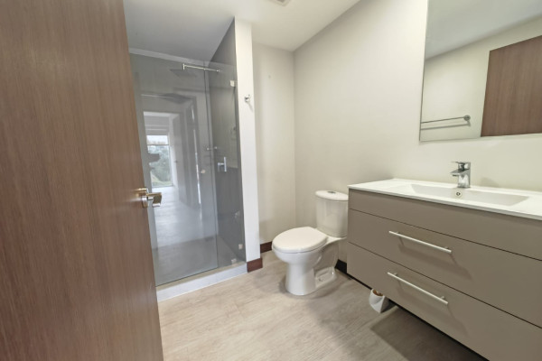 Alquiler de apartamento en La Uruca.