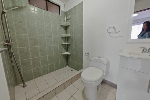Se alquila apartamento en La Uruca.-16