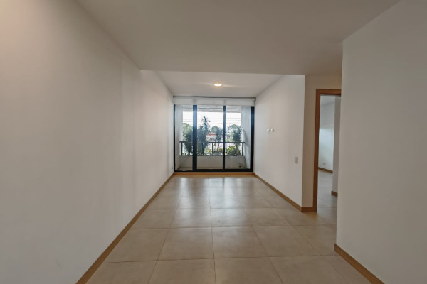 Alquiler de apartamento en Escalante.