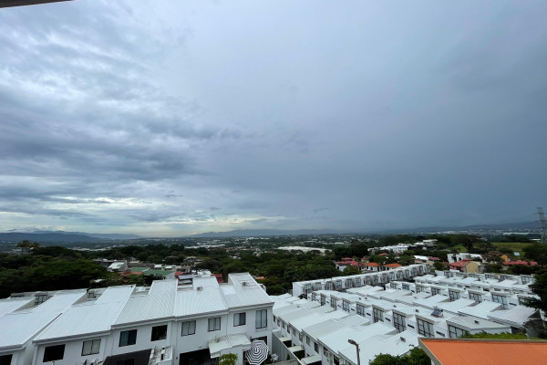 Alquiler de apartamento en Escazú.