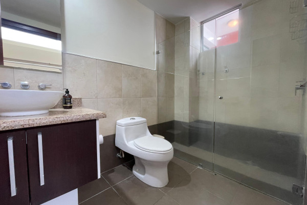 Alquiler de apartamento en Escazú.