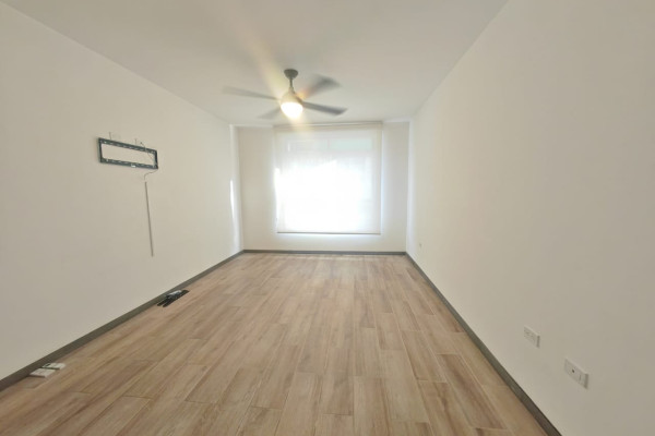 Se vende apartamento en San Antonio de Escazú.