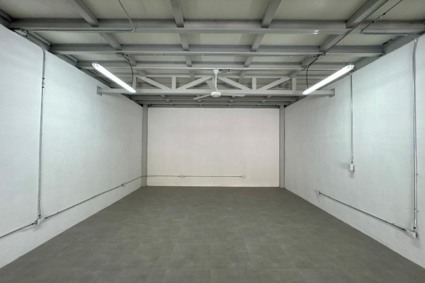 Se alquila Ofi-Bodega Independiente en San José cerca de antigua Yanber – 240 m².