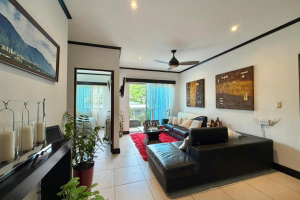 Se vende apartamento en Santa Ana.-4