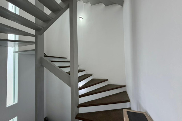 Se alquila apartamento en Escazú.-13