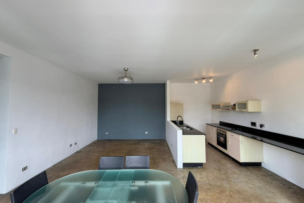 Se alquila apartamento en Escazú.-9