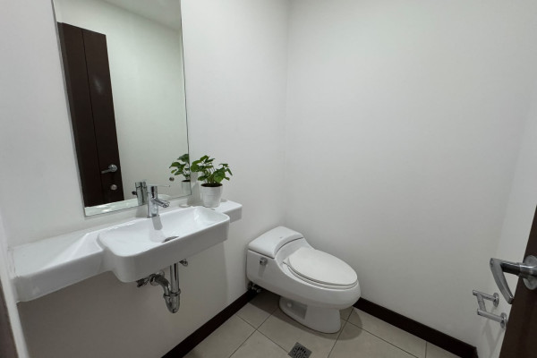 Alquiler Apartamento en Los Laureles Escazú.-10