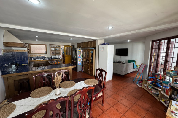 Venta Casa en La Uruca.