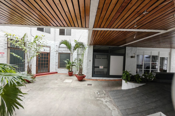 Alquiler de Local comercial en San Rafael de Escazú.