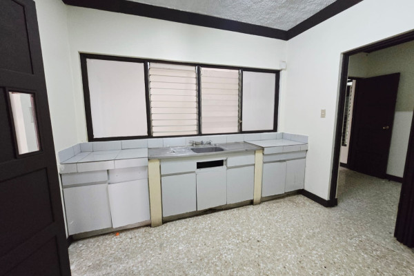 Apartamento en alquiler en Sabana Sur.-15
