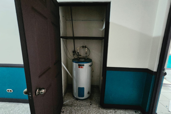 Apartamento en alquiler en Sabana Sur.-11