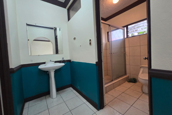 Apartamento en alquiler en Sabana Sur.-9