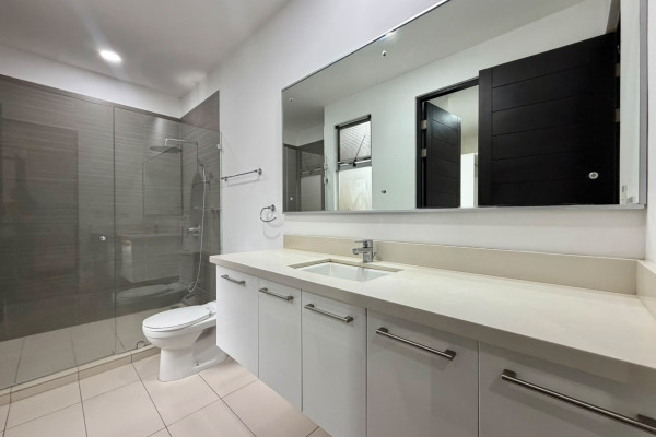 Se alquila Apartamento en  Escazú.-7