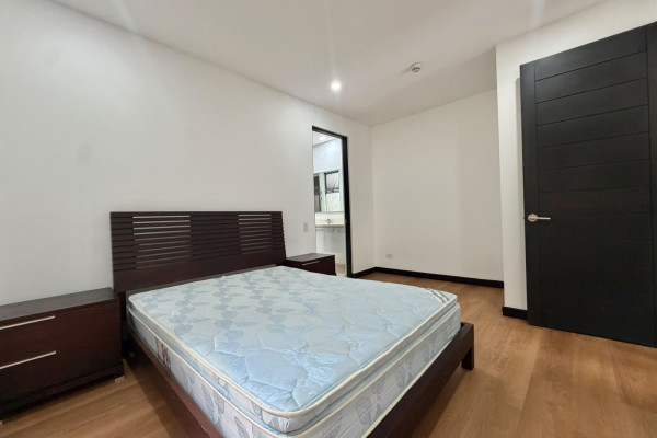 Se alquila Apartamento en  Escazú.-6