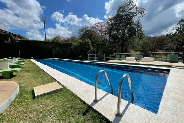 Apartamento en Alquiler – Santa Ana.-1