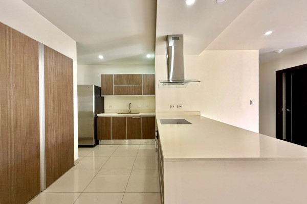 Apartamento en Alquiler – Santa Ana.-23
