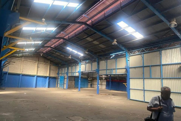 Alquiler de Bodega Industrial en La Uruca | 1,913 m².