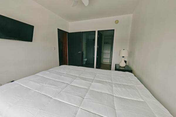 ¡Se alquila apartamento full amoblado en Sabana!