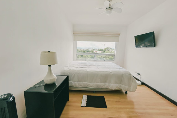 ¡Se alquila apartamento full amoblado en Sabana!