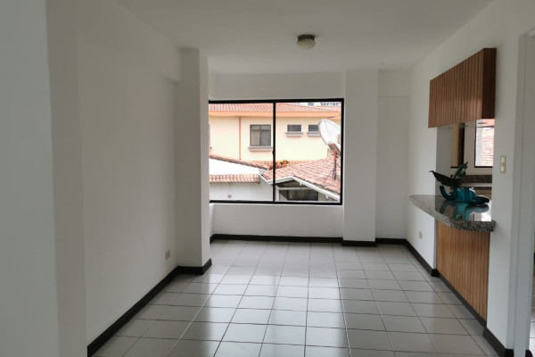 Se alquila apartamento en Trejos Montealegre. (Ref. 4610)