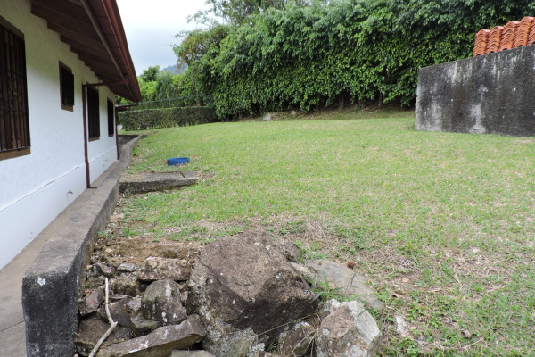 Se alquila casa una planta en Escazu. Linda vista En Condominio (Ref. 4615)-7