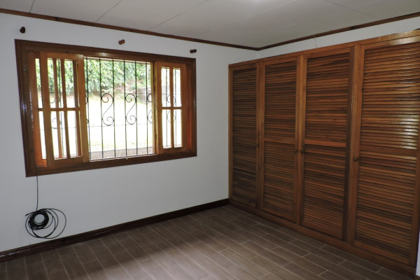 Se alquila casa una planta en Escazu. Linda vista En Condominio (Ref. 4615)-14