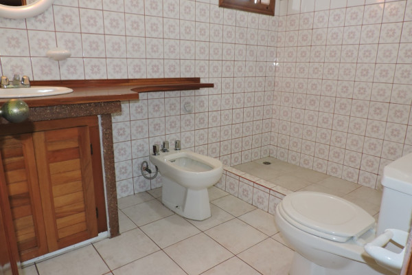 Se alquila casa una planta en Escazu. Linda vista En Condominio (Ref. 4615)-17