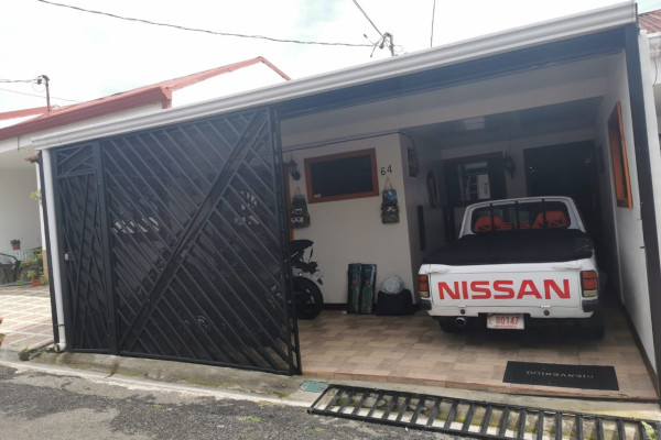 Se vende casa una planta en condominio en Pavas. Por el aeropuerto Tobías Bolaños. (Ref. 4661)