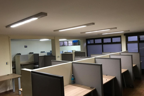 Se Alquila Casa Comercial En Rohrmoser , Cerca De La Sabana (Ref. 4744)