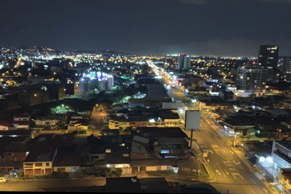 Se Alquila Apartamento En Sabana Oeste (Ref. 4766)
