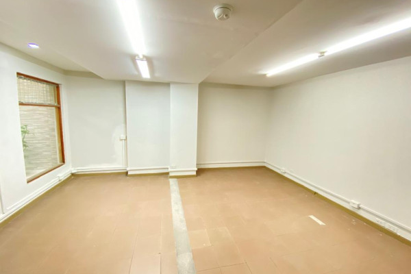 Se Alquila Edificio Comercial cerca del Parque La Sabana. (Ref. 4293)