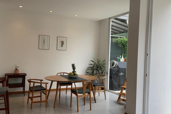 Se alquila linda casa en condominio Asurcano en Escazú (Ref. 4326)