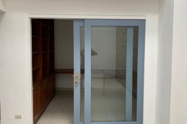 Se Alquila Acogedora Casa en San Rafael de Escazú. (Ref. 4338)