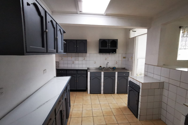 Se Alquila Casa en Guadalupe. (Ref. 102)