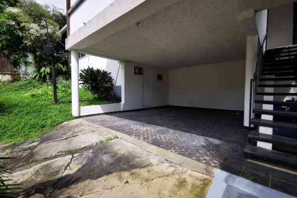 Se Alquila Casa en Guadalupe. (Ref. 102)