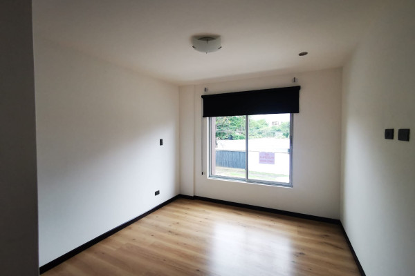 Se Alquila Lindo Apartamento en La Uruca. (Ref. 4409)-1