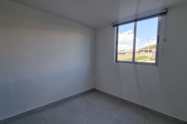 Se alquila lindo apto en San Pablo de Heredia. Cuota incluida (Ref. 4420)